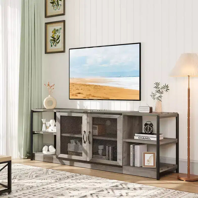 Soporte para televisor de 70 pulgadas con almacenamiento y 2 puertas de malla, soporte de madera para televisor de estilo rústico, mesa para televisor estilo granja de dos niveles para sala y dormitorio
