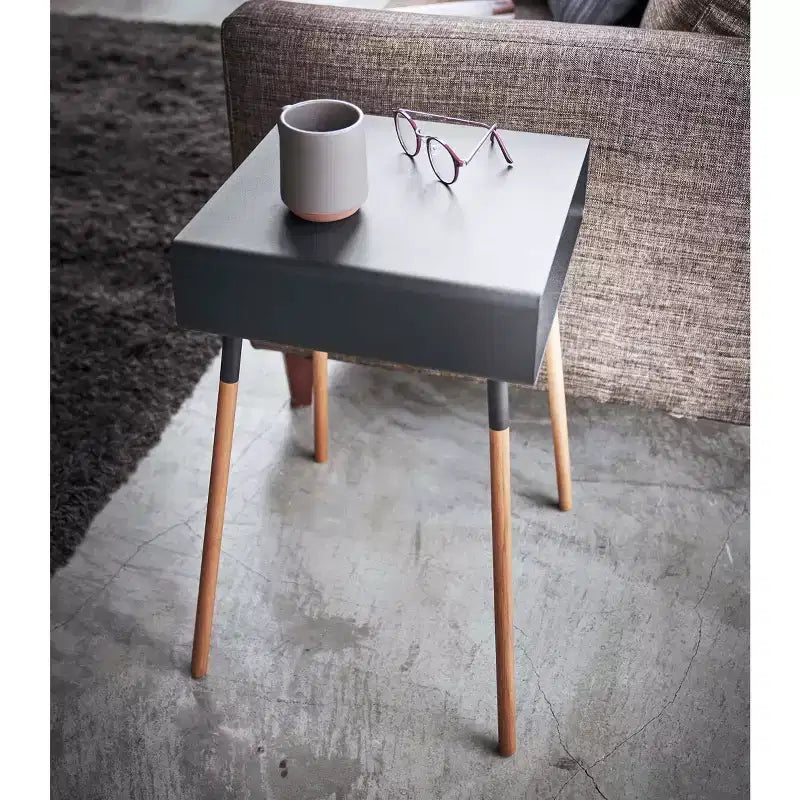 Mesa de almacenamiento - Alta (23 H) - Acero + madera