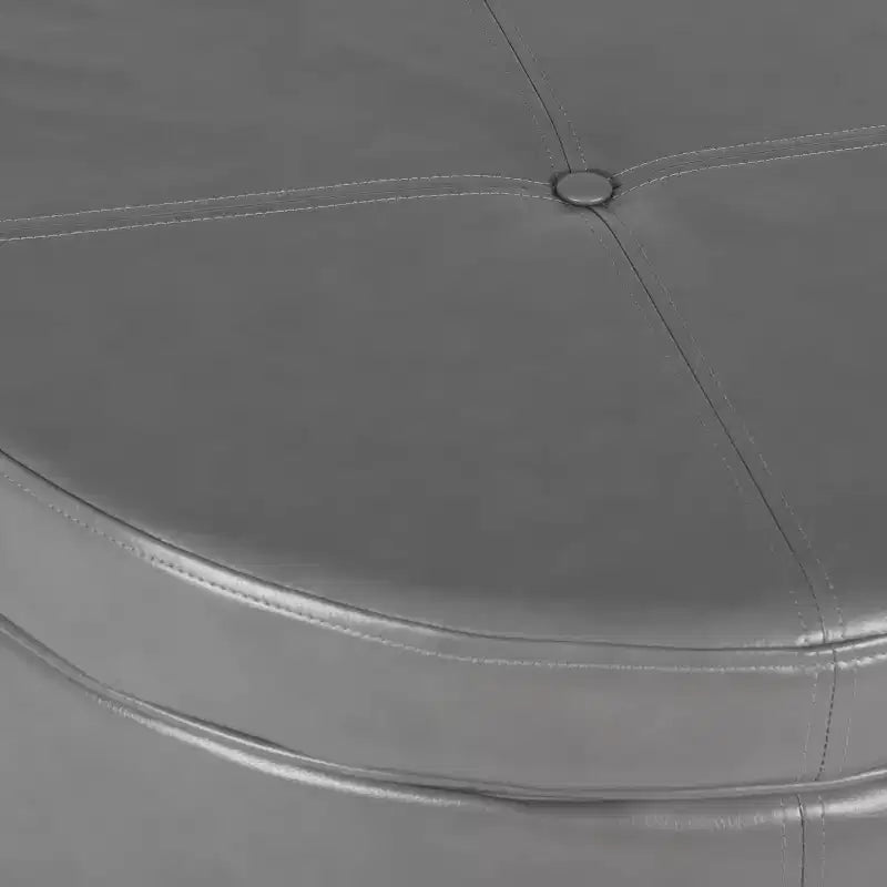 Großer runder Sitzhocker mit Stauraum